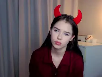 Chaturbate Sex Chat of slyshypie