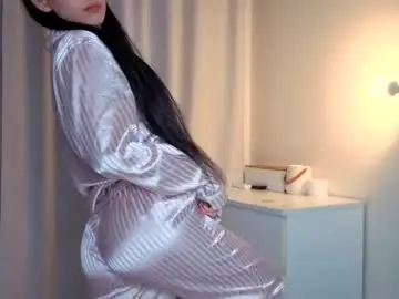 Chaturbate Live Sex Cam of slyshypie