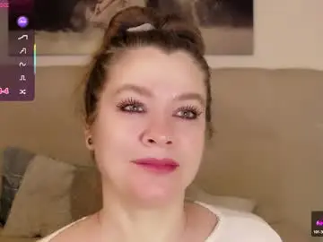 Chaturbate Nude Webcam of petersemily