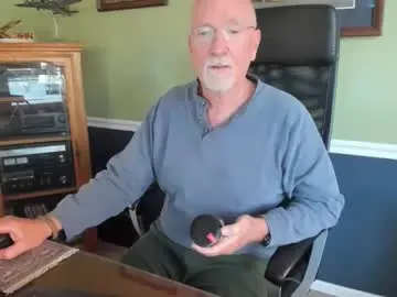 Chaturbate Live Porn of poundinmycock4u