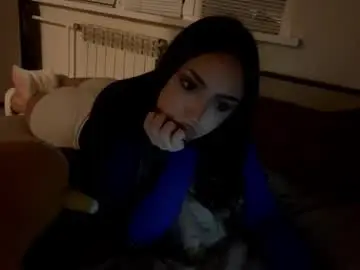 Chaturbate Watch Live Sex Cams of rosenavillifana