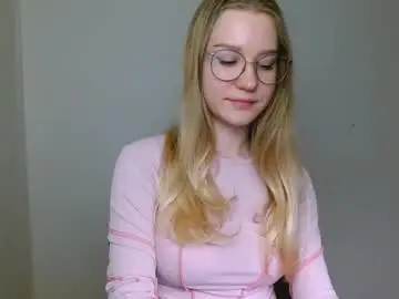 Chaturbate Live Sex Cam of abbymoore__