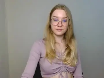 Chaturbate Watch Live Sex Cams of abbymoore__