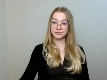 Chaturbate Live Sex Cam of abbymoore__