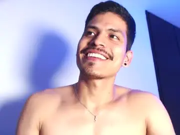 Chaturbate Best live sex cam show of cumjuicy