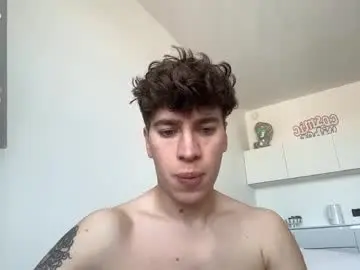 Chaturbate Free Porn Cam of evan_white_