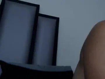 Chaturbate Sex Cam of lucy__23