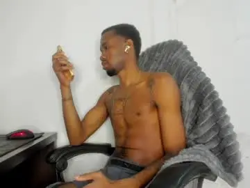 Chaturbate Sex Cam of kofi_exotic_