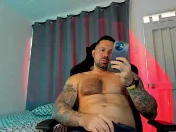 Chaturbate Sex Cam of pierrevidal