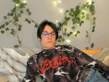 Chaturbate Live Sex Cam of sasha_vesmus