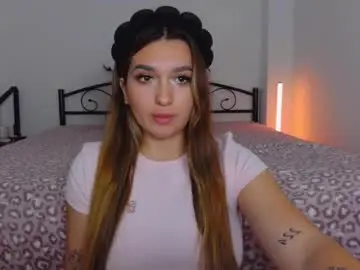 Chaturbate Adult Webcam of youremily_xx