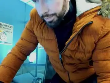 Chaturbate Best live sex cam show of arongrant