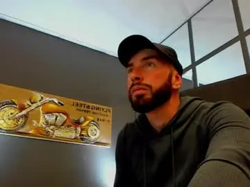 Chaturbate Live Porn of arongrant