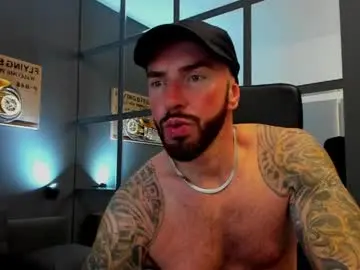 Chaturbate Best live sex cam show of arongrant