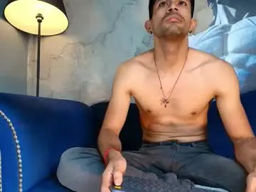 Chaturbate Live Porn of tonycosta_