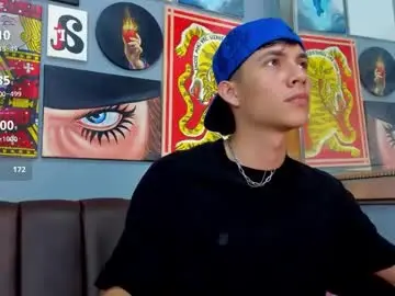 Chaturbate Sex Cam of arontawers