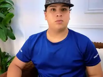 Chaturbate Adult Video Chat of bennett_alejoo