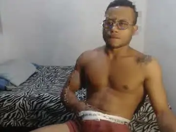 Chaturbate Adult Webcam of ian_tuner