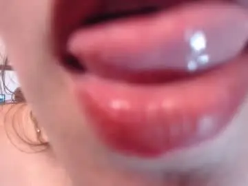 Chaturbate Live Sex of camila_delarosa