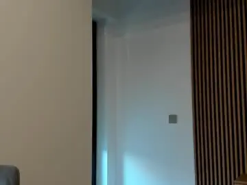 Chaturbate Adult Video Chat of devyale