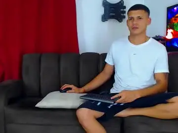 Chaturbate Live Sex Cam of jeffer21_hot