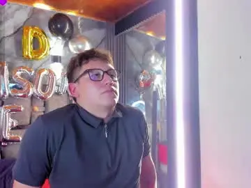 Chaturbate Live Sex Cam of manson_and_zoe