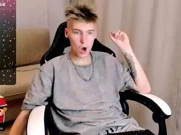 Chaturbate Live Sex Cam of mrsexycum4u
