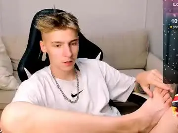Chaturbate Nude Webcam of mrsexycum4u