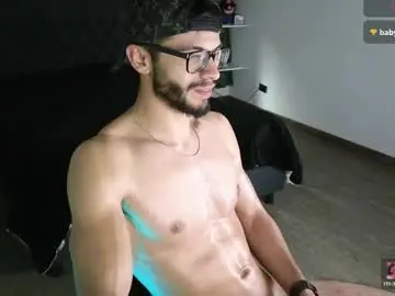 Chaturbate Sex Chat of phantom_bigger1