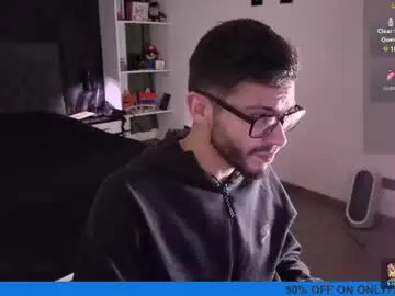 Chaturbate Best live sex cam show of phantom_bigger1
