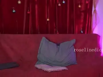 Chaturbate Adult Video Chat of roselinedior