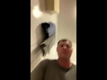 Chaturbate Live Porn of armyskater32