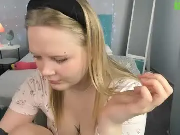 Chaturbate Live Sex Cam of barbie_staze