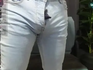 Chaturbate Live Sex of meaty_roll