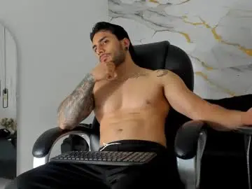 Chaturbate Adult Webcam of miike_stone1
