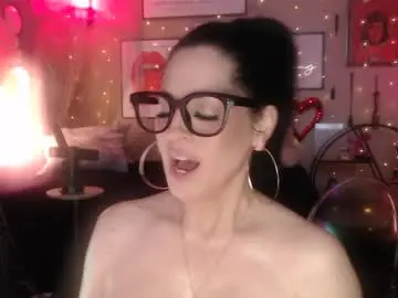 Chaturbate Live Porn of milf_lacey