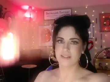 Chaturbate Free Live Porn of milf_lacey