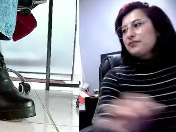 Chaturbate Sex Cam of scarlett_sen