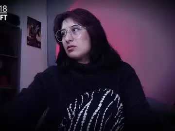 Chaturbate Live Sex Cam of scarlett_sen