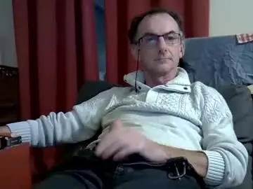Chaturbate Live Sex Cam of 18remy45