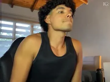 Chaturbate Nude Webcam of daniel0910s
