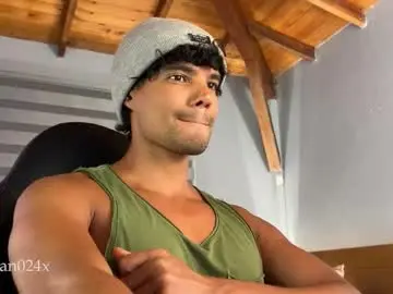 Chaturbate Adult Video Chat of daniel0910s