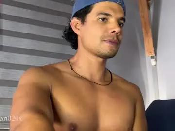 Chaturbate Adult Video Chat of daniel0910s