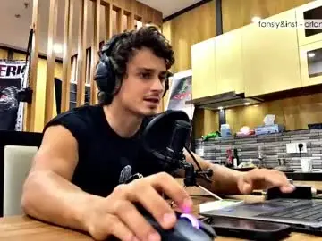 Chaturbate Sex Chat of orlando__bloom