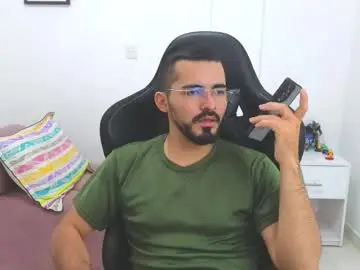 Chaturbate Private Sex Chat of alejandroo_7