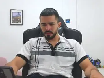 Chaturbate Live Sex of alejandroo_7