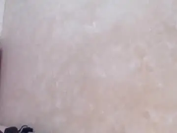 Chaturbate Live Porn of avrilruizcm