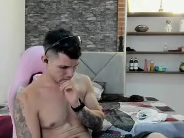 Chaturbate Adult Video Chat of booyhott_