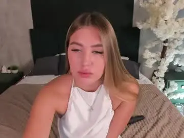 Chaturbate Adult Webcams of evelina_chapman