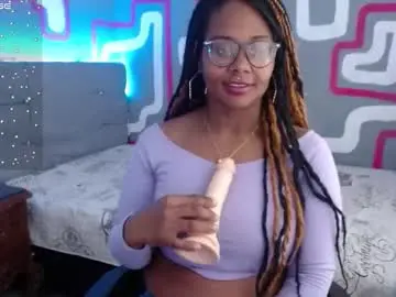 Chaturbate Nude Webcam of luciana_moraine